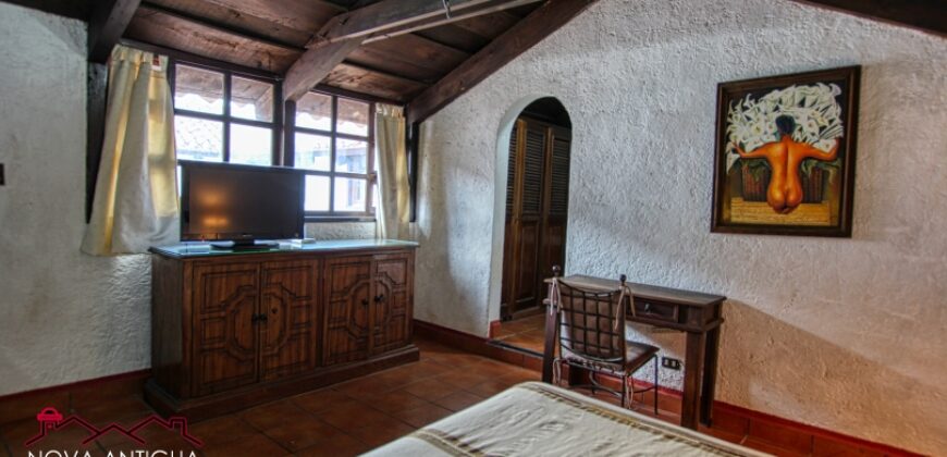 A220 – 1 BEDROOM APARTMENT IN PRESTIGE COMPLEX