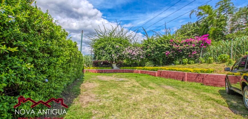 A93 – HOTEL DE 10 HABITACIONES EN EL CENTRO DE ANTIGUA – GRAN OPORTUNIDAD –