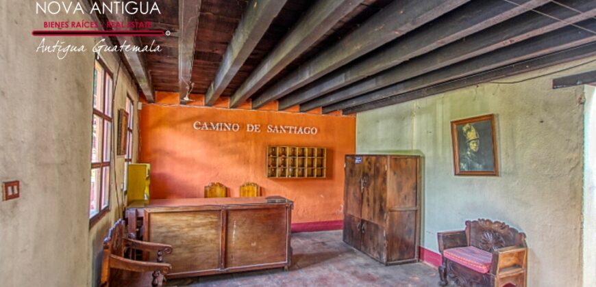 A93 – 10 ROOMS HOTEL IN THE CENTER OF ANTIGUA – GREAT OPPORTUNITY –