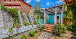 A93 – 10 ROOMS HOTEL IN THE CENTER OF ANTIGUA – GREAT OPPORTUNITY –