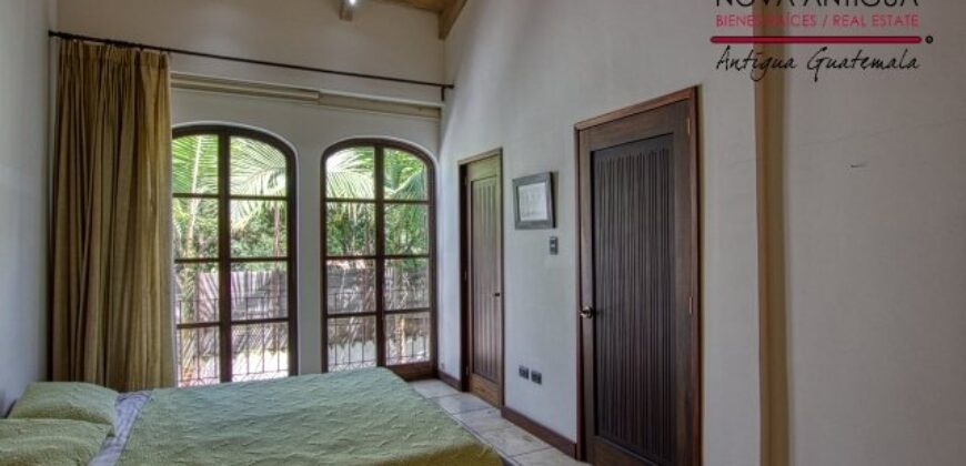 C13 – 3 BEDROOM HOUSE IN SMALL CLOSED COMPLEX