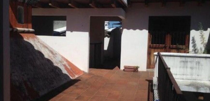 B269 – 4 bedrooms house for rent Furnished