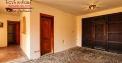 B205 – 3 bedrooms house unfurnished