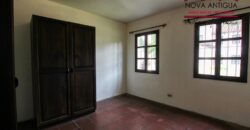 B205 – 3 bedrooms house unfurnished