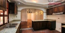 B205 – 3 bedrooms house unfurnished
