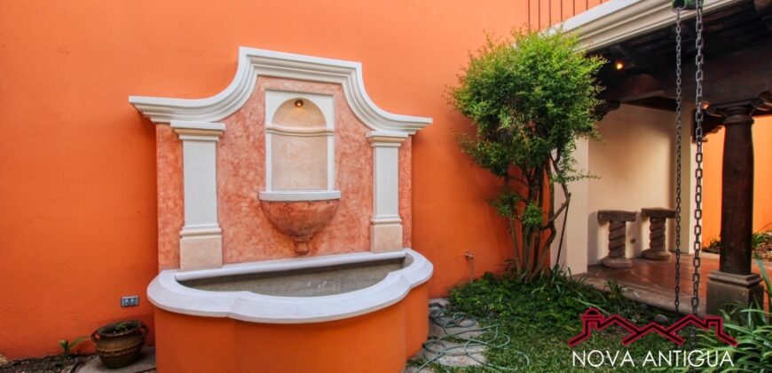 B205 – 3 bedrooms house unfurnished