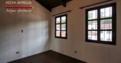 B205 – 3 bedrooms house unfurnished