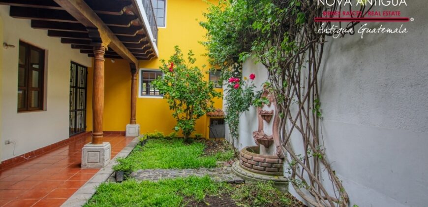 B246 – House for rent 3 bedrooms unfurnished