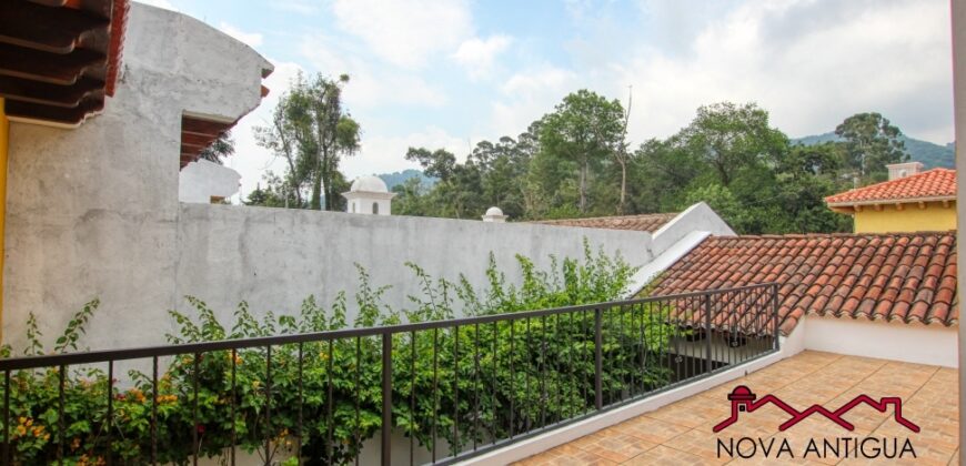 B246 – Casa de 3 habitaciones sin muebles