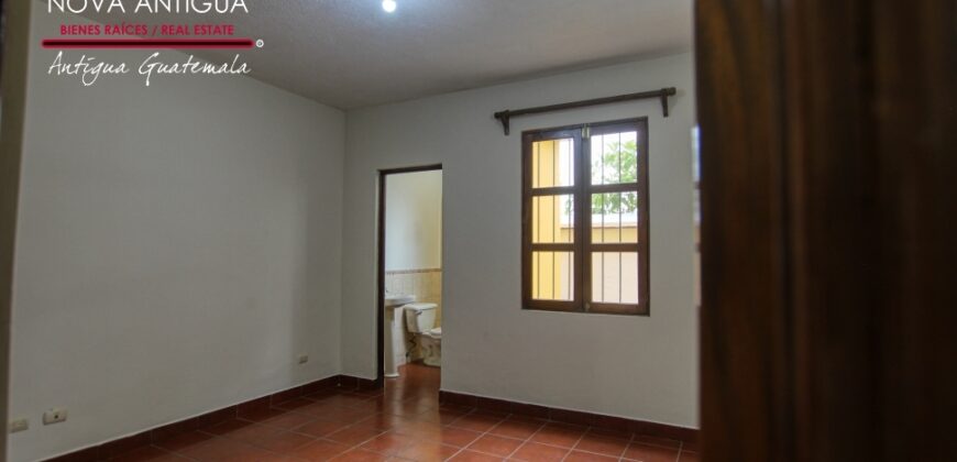 B246 – House for rent 3 bedrooms unfurnished