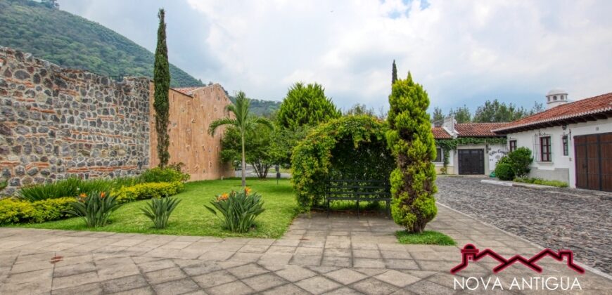 B246 – House for rent 3 bedrooms unfurnished