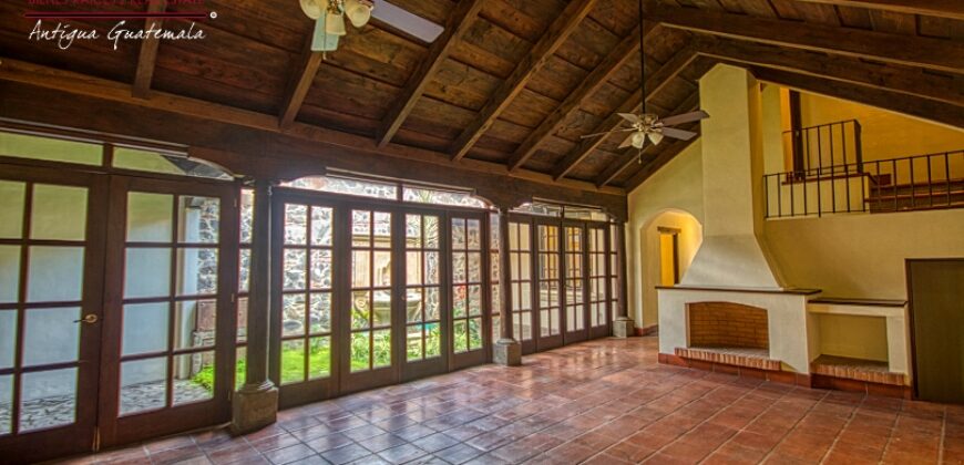 B203 – House For Rent 3 Bedrooms Unfurnished