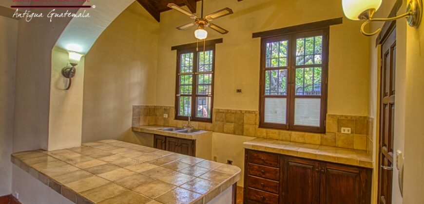 B203 – House For Rent 3 Bedrooms Unfurnished