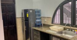 B264 – Bonita casa en el area del calvario