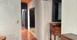 B264 – Bonita casa en el area del calvario