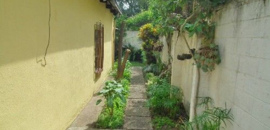 B300 – Casa de 2 habitaciones sin muebles