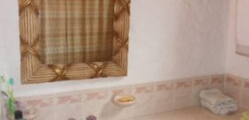 C225 – HOUSE FOR RENT 3 BEDROOMS