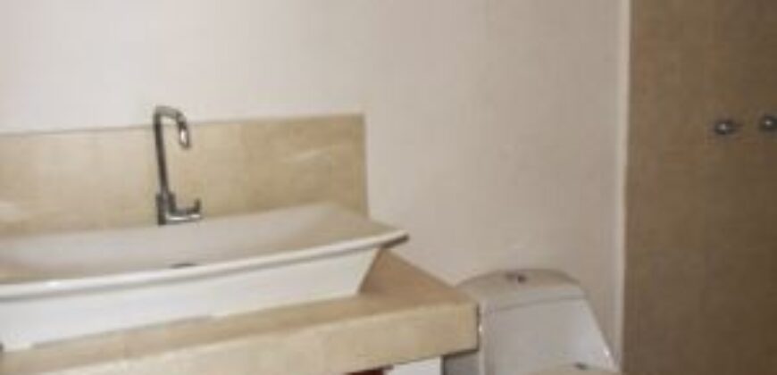 B250 – Casa En Renta 4 Habitaciones