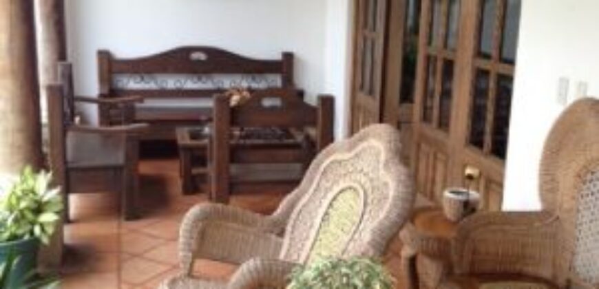 B209 – Casa En Renta 2 Habitaciones Amueblada