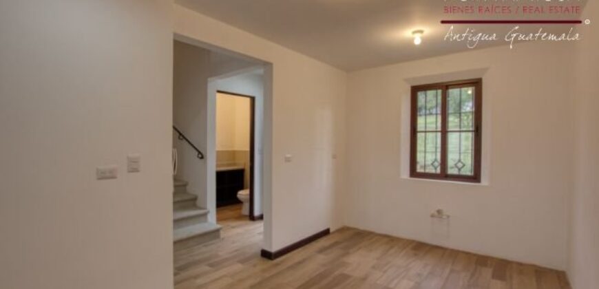 I57 – Beautiful house for rent inside residential area