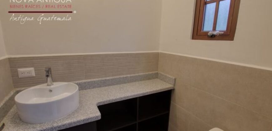 I57 – Beautiful house for rent inside residential area