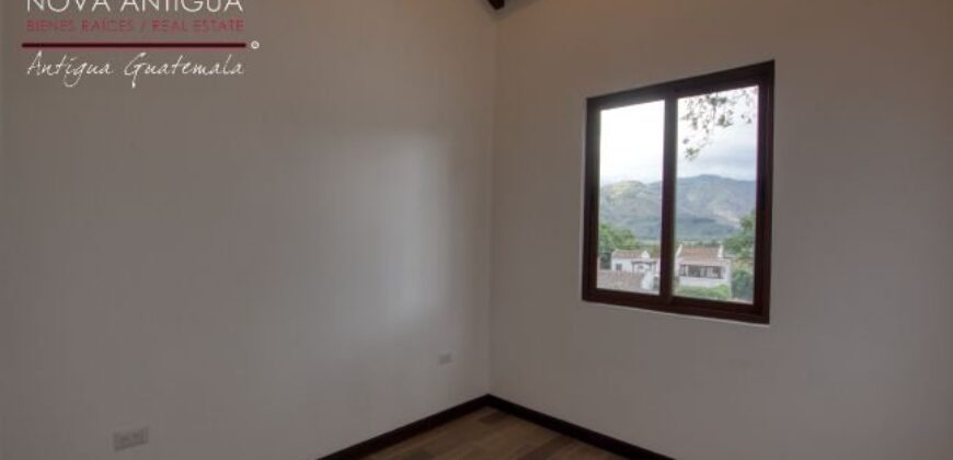 I57 – Beautiful house for rent inside residential area