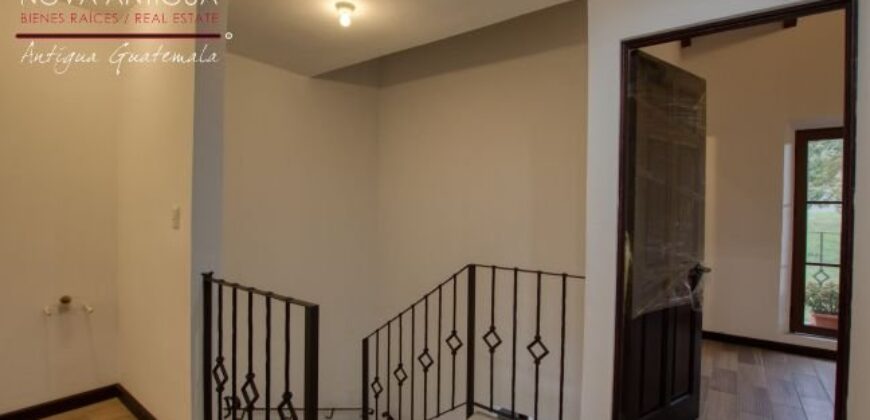 I57 – Beautiful house for rent inside residential area