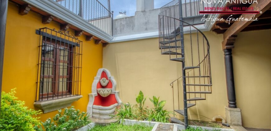 A851 – House 4 bedroom gate security