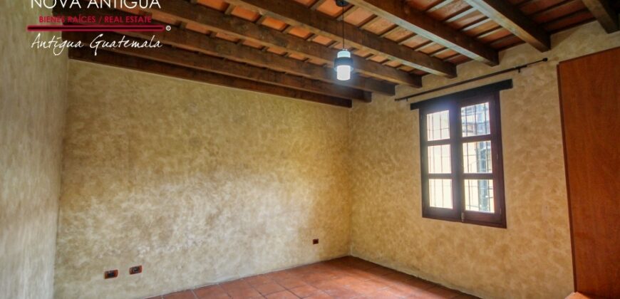 A851 – House 4 bedroom gate security