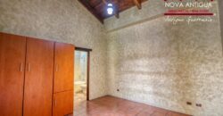 A851 – House 4 bedroom gate security