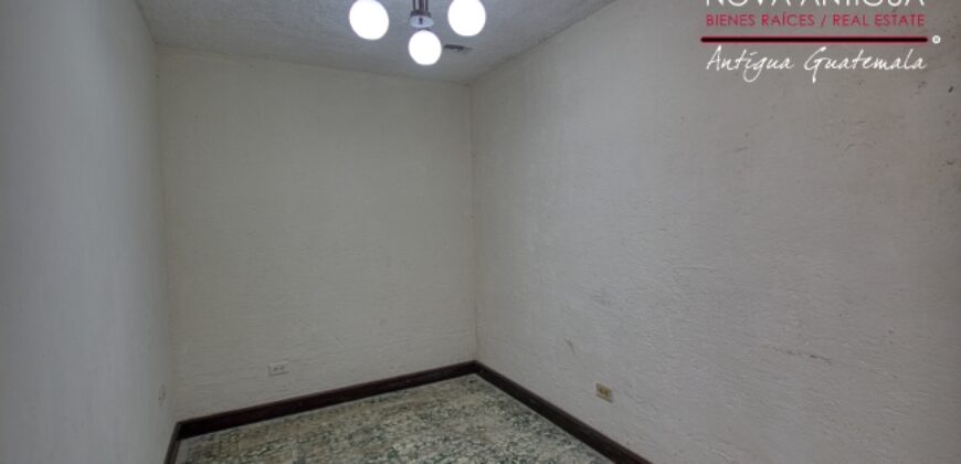 A4117 – Cómodas oficinas en renta a una cuadra del Parque de la Merced