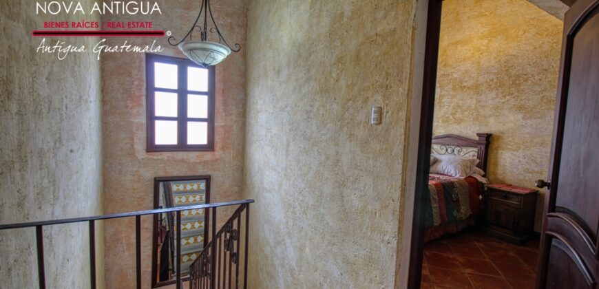 B247 – House For Rent 3 Bedrooms Unfurnished