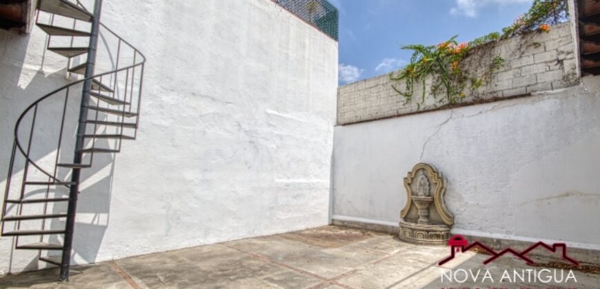 A4119 – Incredible place for rent four blocks from the Central Park