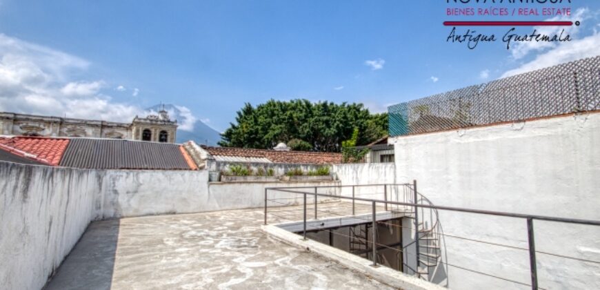 A4119 – Incredible place for rent four blocks from the Central Park
