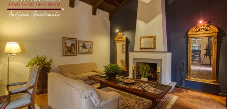 A4120 – Beautiful property a few minutes from the Central Park