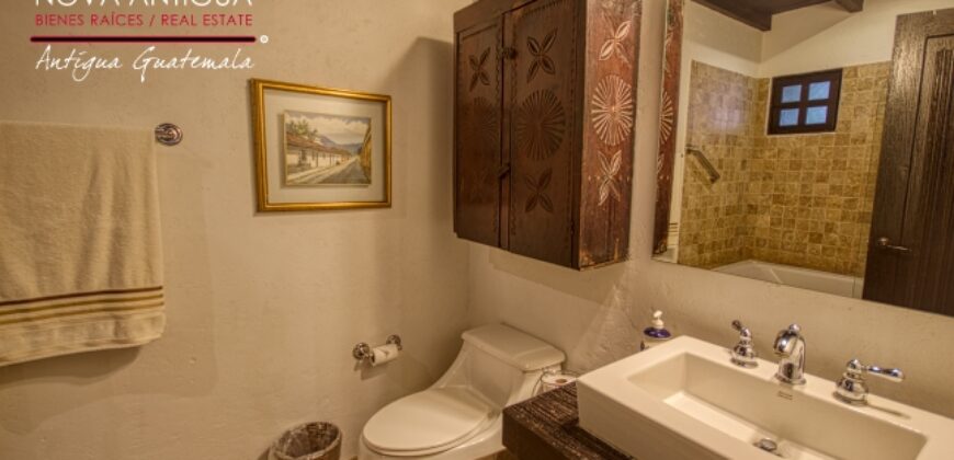 A4120 – Beautiful property a few minutes from the Central Park