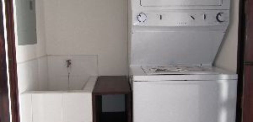 B277 – 3 bedroom house unfurnished