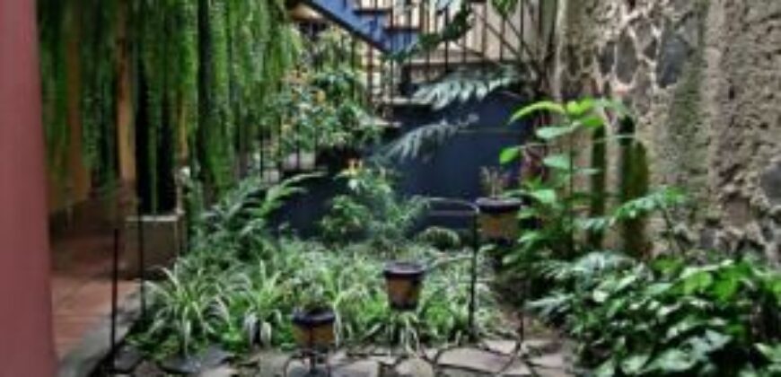 C300 – Apartment For Rent 2 Bedrooms Semi Furnished