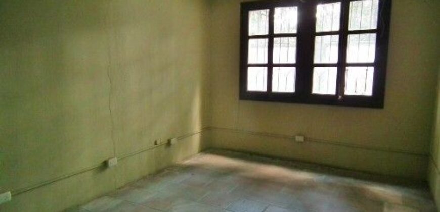 C221 – House For Rent 4 Bedrooms Unfurnished