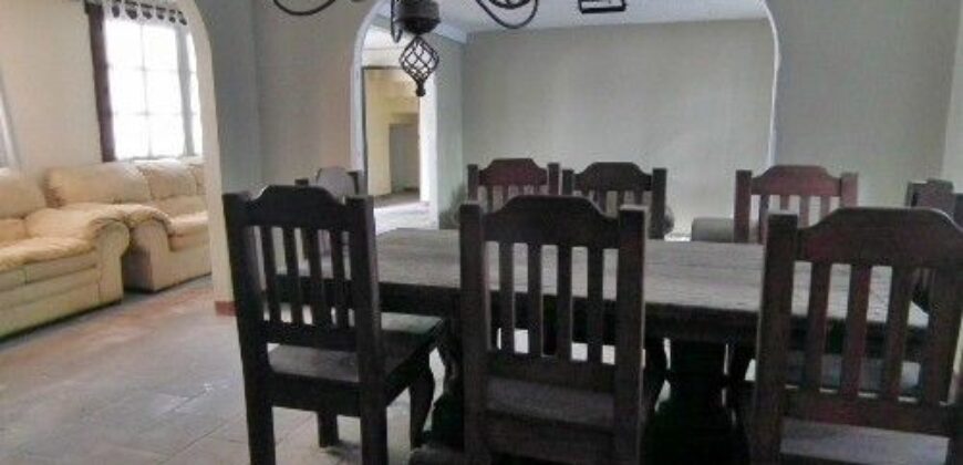 C221 – House For Rent 4 Bedrooms Unfurnished