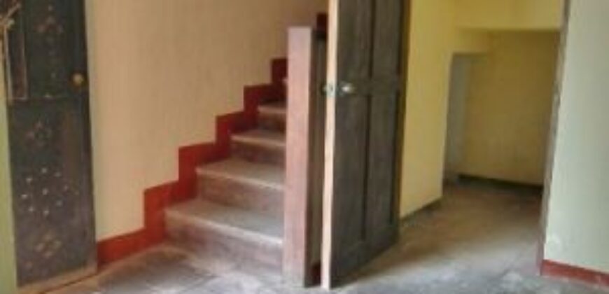 C221 – House For Rent 4 Bedrooms Unfurnished