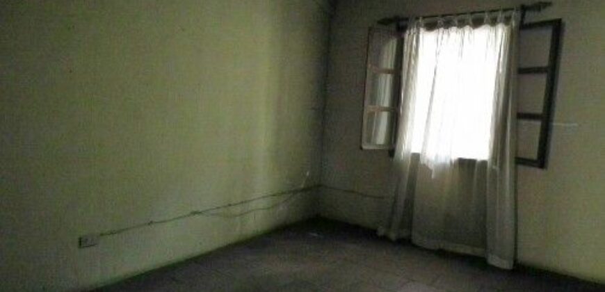 C221 – House For Rent 4 Bedrooms Unfurnished