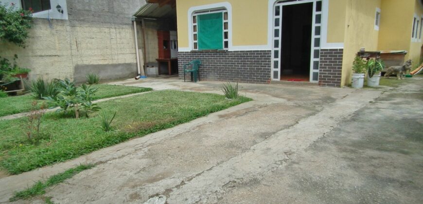 F321 – Casa en renta de 2 habitaciones en Pastores