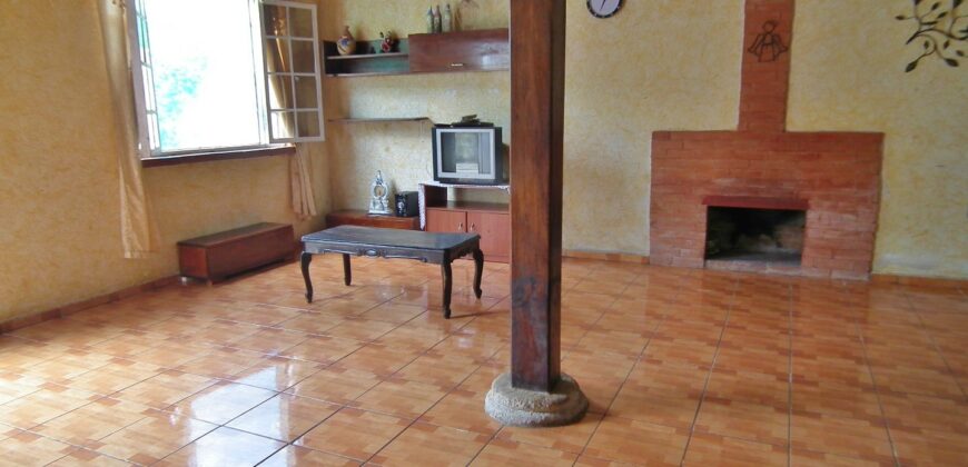 F321 – Casa en renta de 2 habitaciones en Pastores