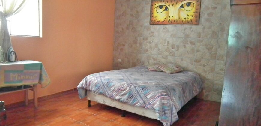 F321 – Casa en renta de 2 habitaciones en Pastores