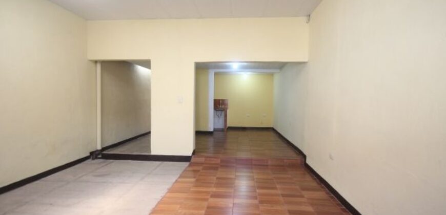 F322 – Casa en renta de dos habitaciones en Pastores