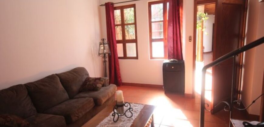 B290 – Casa amueblada de 3 habitaciones