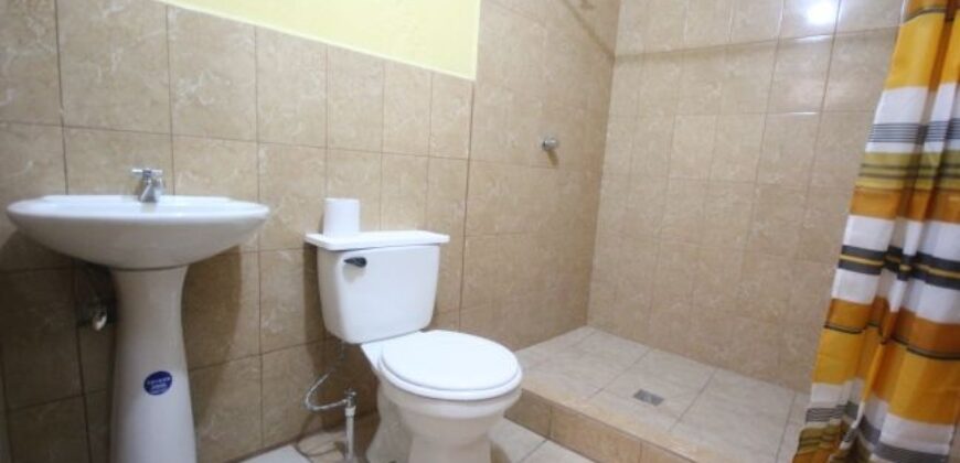 F322 – Casa en renta de dos habitaciones en Pastores