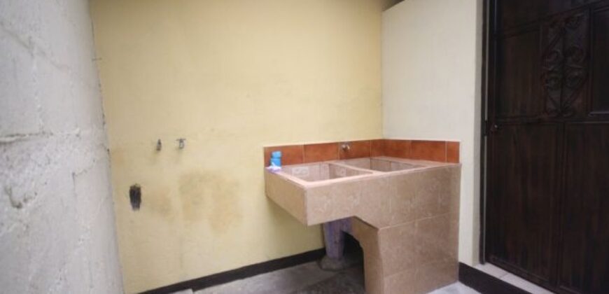 F322- 2 bedrooms house for rent