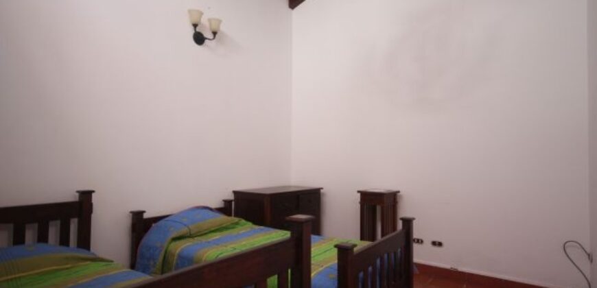 B290 – 3 bedroom furnished house